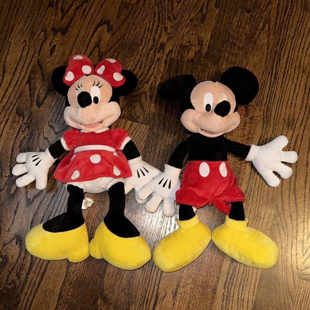 20” Mickey & Minnie Mouse Disney Parks Authentic - Picture 2 of 4